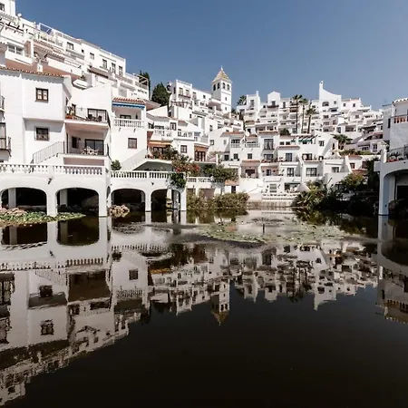 Daire Capistrano Playa, - R9960 Nerja