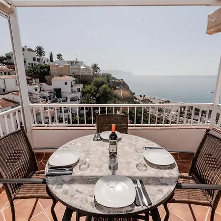 Daire Capistrano Playa, - R9960 Nerja